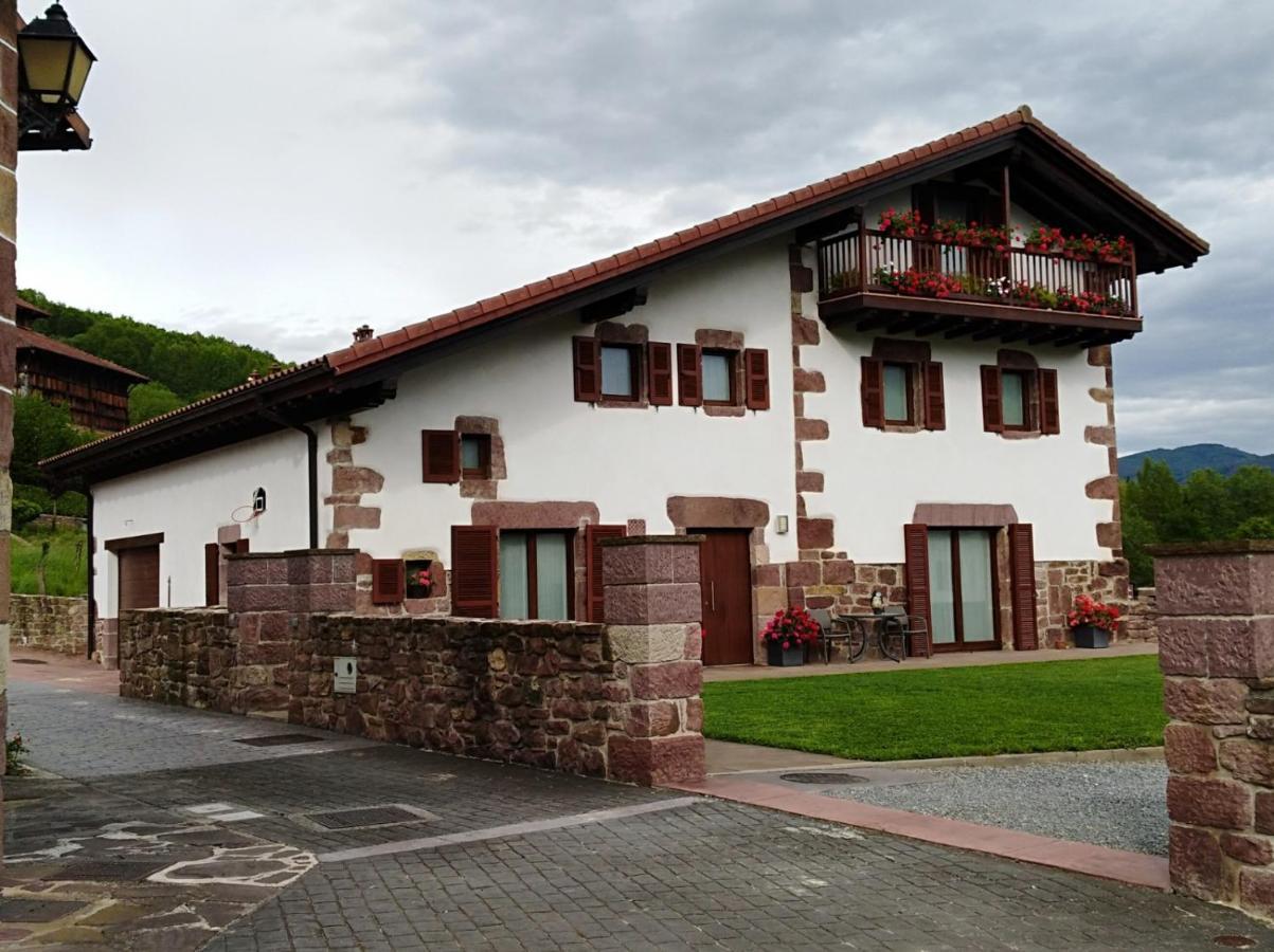 Apartamento Baztan - Arraioz Arráyoz Buitenkant foto